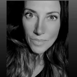 Meet your Posher, Ana